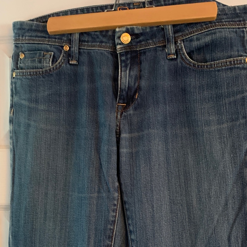 Fidelity Blue Denim Jeans with Embroidered Pockets